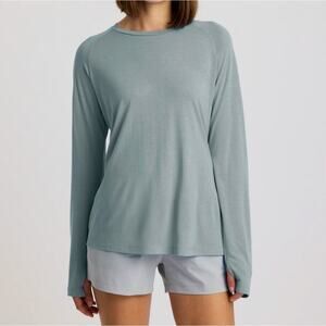 FREEFLY | Lightweight Sage Green Bamboo Long Sleeve Shirt | small